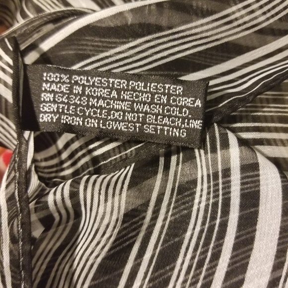 5/25 semi Sheer lightweight neutral accent black white striped fashion scarf - Picture 3 of 4
